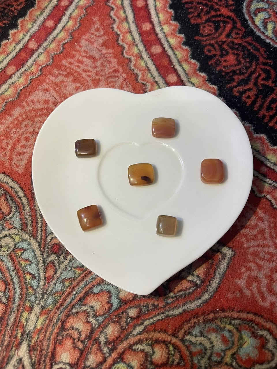 السلام عليكم
مجموعة احجار منوعه اليماني اصلي مو صيني تقريبا صار عندي ٨ سنوات وباقي الاحجار كلمن نوعه الاسعار جيده


**إذا كنت صاحب هذا الإعلان وتريد حذفه لأي سبب، رجاءا أرسل رسالة إلى الدعم الفني**