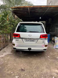 لاندكروز GXR • ٢٠٢٠ • رقم بغداد