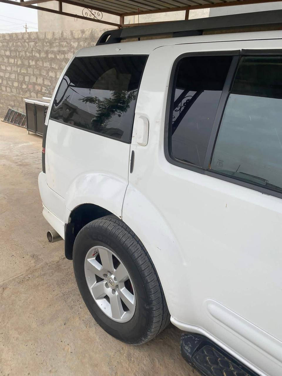 سلام وعليكم للبيع نيسان بافندر 2009 رقم بغداد  محرك وكير مال كصه تخم تاير جديد صدر امامي خلفي جديد باتري جديد تبريد ثلج ٣ قطع دشبول ارماده فتحه سقف  
صبغ جاملغ خلفي
الاستفسار عل رقم ***********
