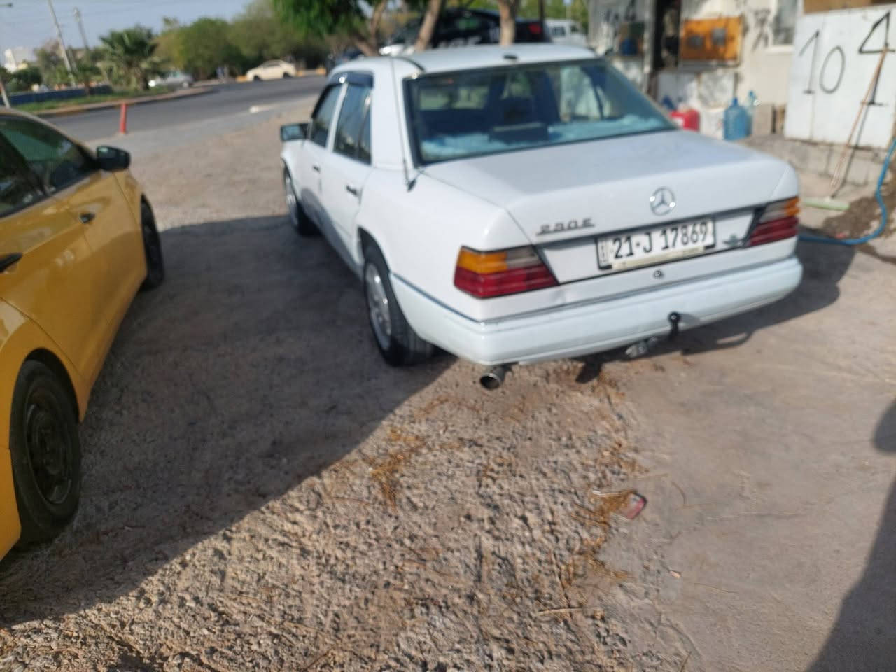 مارسدس دب موديل 1991 سياره بدون نقص تبريد تدفئه محرك بطه 2500 سياره بيها قطعتين صبغ تخم تاير حداديه سعرها 58 ورقه مكان السياره ديالى جلولاء
***********
مارسدس دب موديل 1991 سياره بدون نقص تبريد تدفئه محرك بطه 2500 سياره بيها قطعتين صبغ تخم تاير حداديه سعرها 58 ورقه مكان السياره ديالى جلولاء
