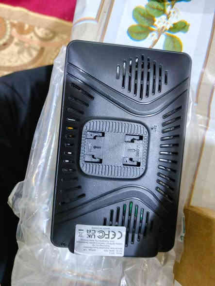 شاشه مال سياره للبيع جيده مال باله غراضه كله وياه مع كامره السعره 50 الف قفل ***********
