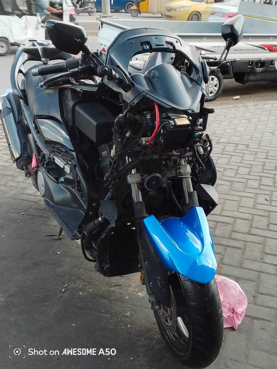 تي ماكس 2011
ماشية 23 الف بيها نواقص بجم وصفاح وجامة 

مكينة مكفولة  

عنوان حبيبية قرب مطعم وليد 

سعر 23 ورقة 

***********
