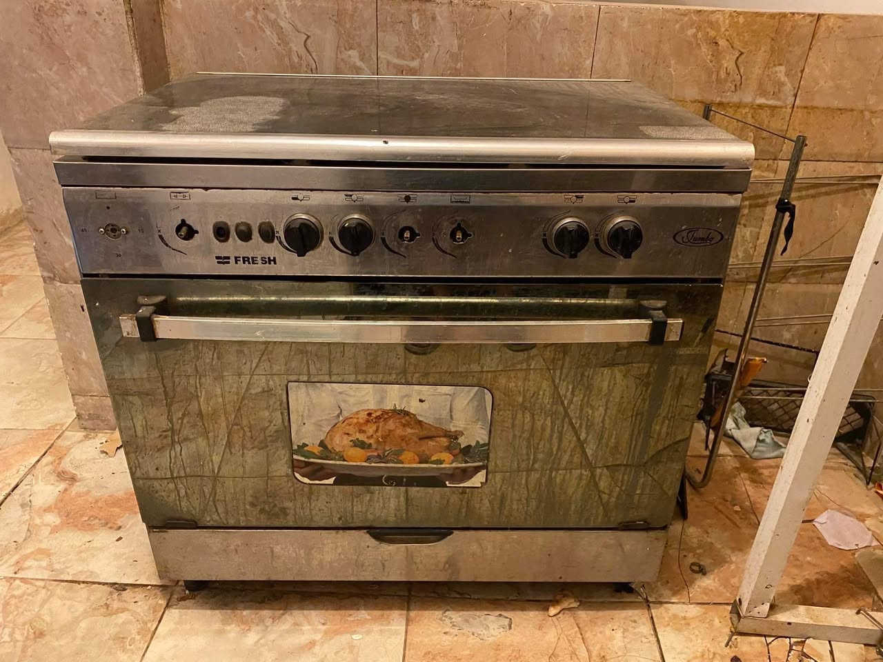 عندي غراض منزليه للبيع الستفسار خاص لو وتساب ***********
