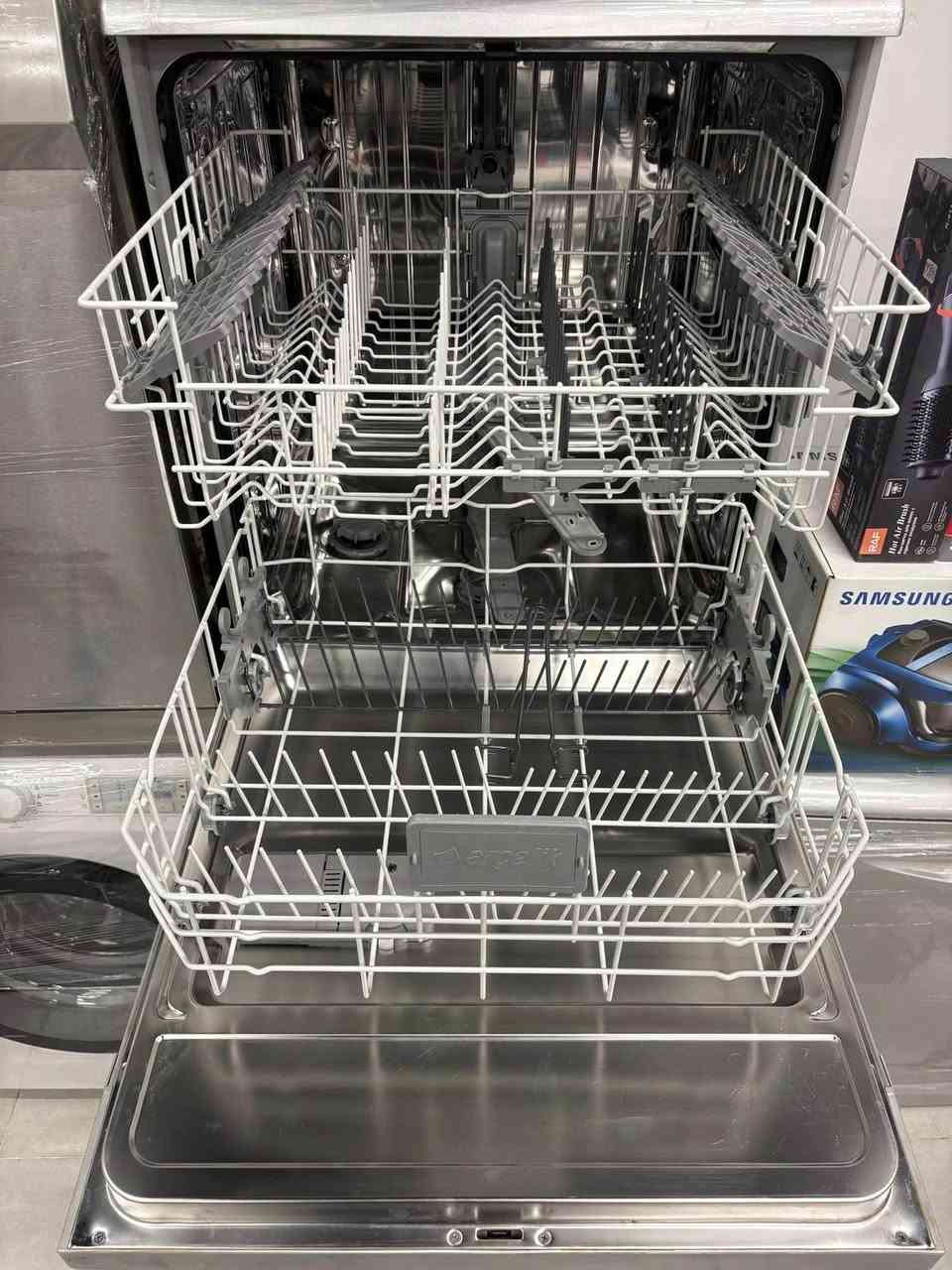 غەسالەی قاپ شۆر مارکەی Arcelikزۆر جوان و بێعەیب 
١٢ نەفەری  
درایەر ٪١٠٠ قاپ وشک ئەکاتەوە
٧ پڕۆگرام 
تەنها ١٨٠ هەزار 
١٨٠ الف 

گەیاندنمان ھەیە ..🚕🚚
ناونیشان: 📍
سلێمانی /ئاوبارە / بەرامبەر دەروازەستی / پشتی ڕێبین فرێش 
بۆ پەیوەندی کردن/*********** / السليمانية, العراق
