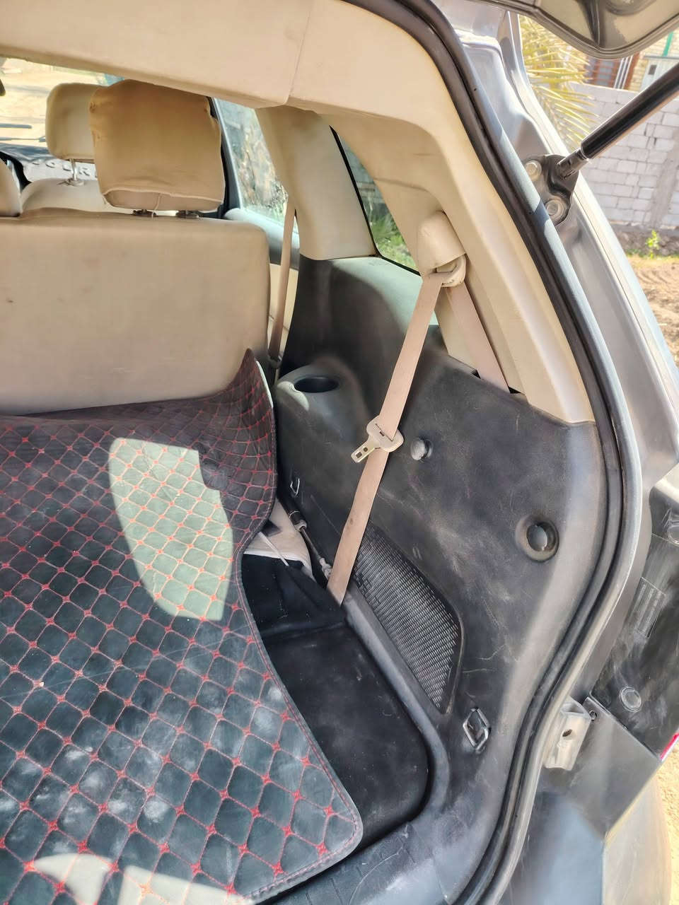 دوج جورني للبيع ٢٠١٣ ميسان رقم انكليزي ٧ راكب  سنوية ٢٠٣٠ 
شرط تحويل. السعر ١١٠ تبريد ٣ قطع للاستفسار
*********** واتساب
