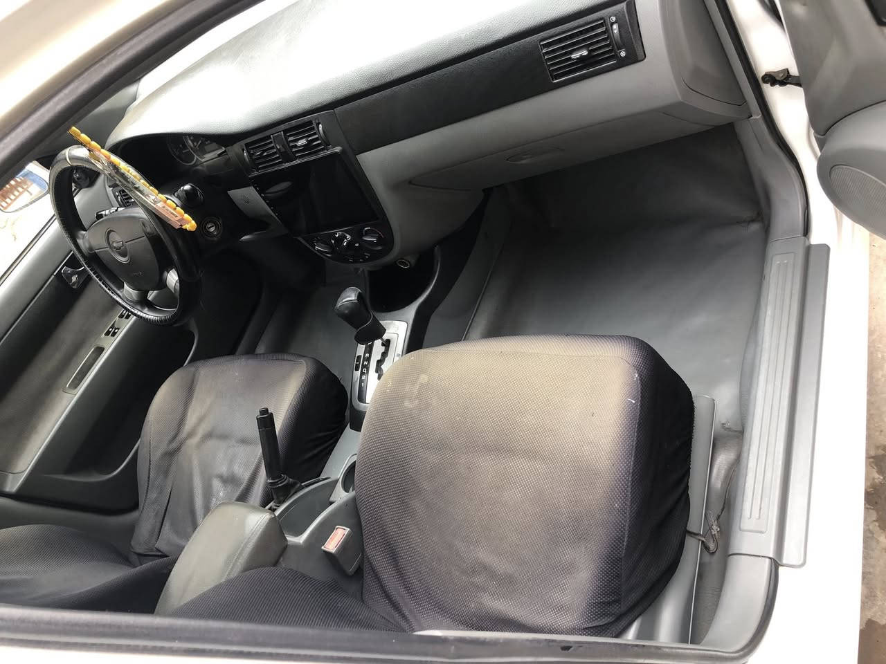 السلام عليكم اوبتره (١٢) بسمنه كير مكين خير من الله تبريد ثلج تخم تاير بدون ضربه بيهه رصعه بصيطه بل بنيد اي تبديل ماكو مكاني العبيدي شارع عشرين السعر ٨٧  ابيع مستعجل ***********
