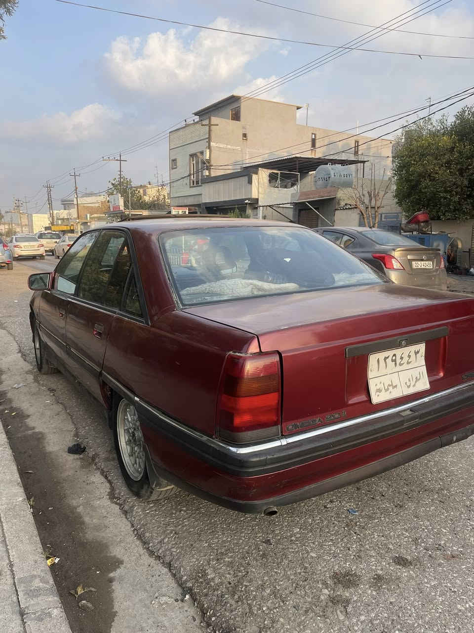 ئۆپل ئۆمیگا 
مۆدێل١٩٩٢
گێر عادی
سەنەوی تا ٢٠٢٧
سلاید
عامی جوانی پشت و پێش کەپس 
سیستەمی غازی تورکی بۆ بەستراوە 
مەکینەکەی لە زەختێکی زۆر کەمێک دوکەلی هەیە 
سەیارەیەکی جوان و پاکە مالی دۆستە  
سعر ٣٦ وەرەقە و مەجالێکی برایانە 
ژمارە مۆبایل ***********
