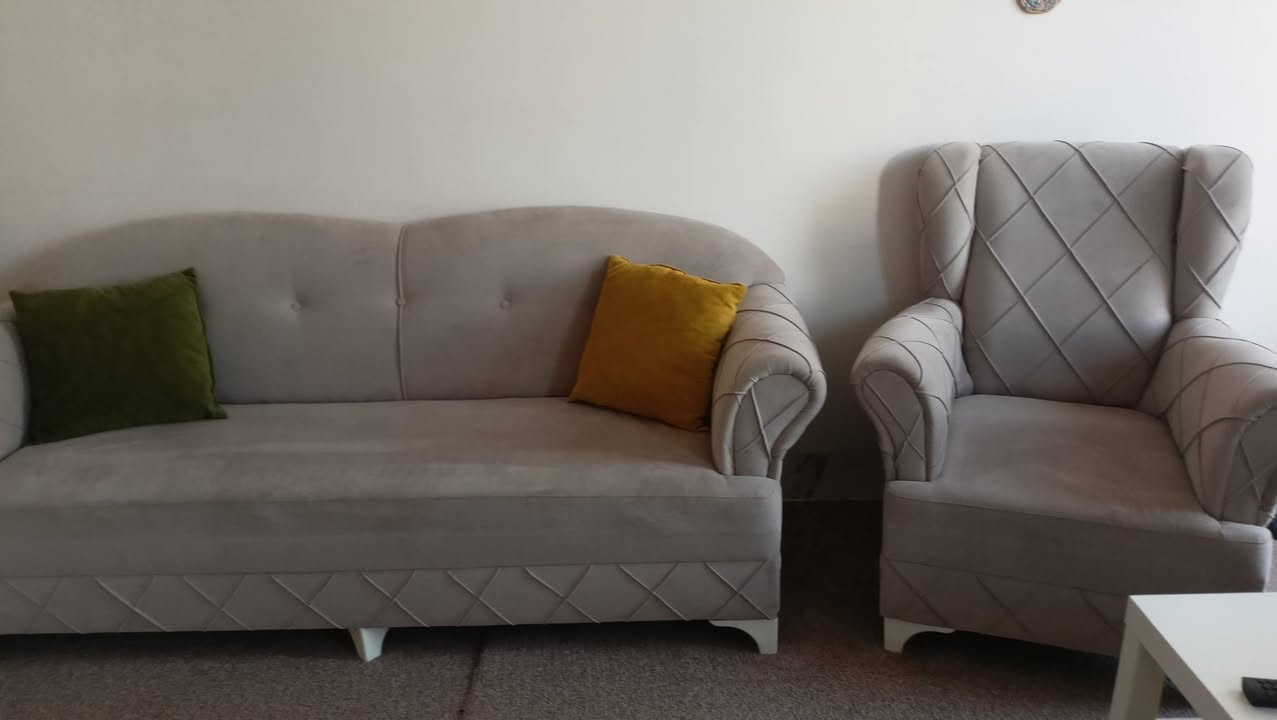 ئه م قه نه فه بوفروشتن زؤر جوانو پاك ماوه ته وه 250ومامه له ***********
