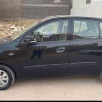 هونداي i10 موديل 2016 بيها صبغ بنيد بدون حادث ماشيه ٨٠ الف باسمي السيا...