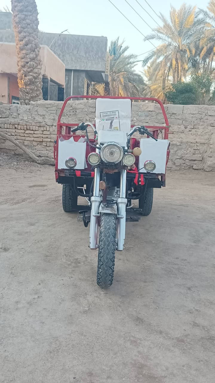 سلام عليكم ستوته جمره للبيع موديل 16 اوراق والمحرگ (19) ستوته نضيفه كلشي شغال بيه كلشي مانقصه السعر خاص والشراي بيه خير ويدلل المكان حله قرب شركت الرنه ***********
