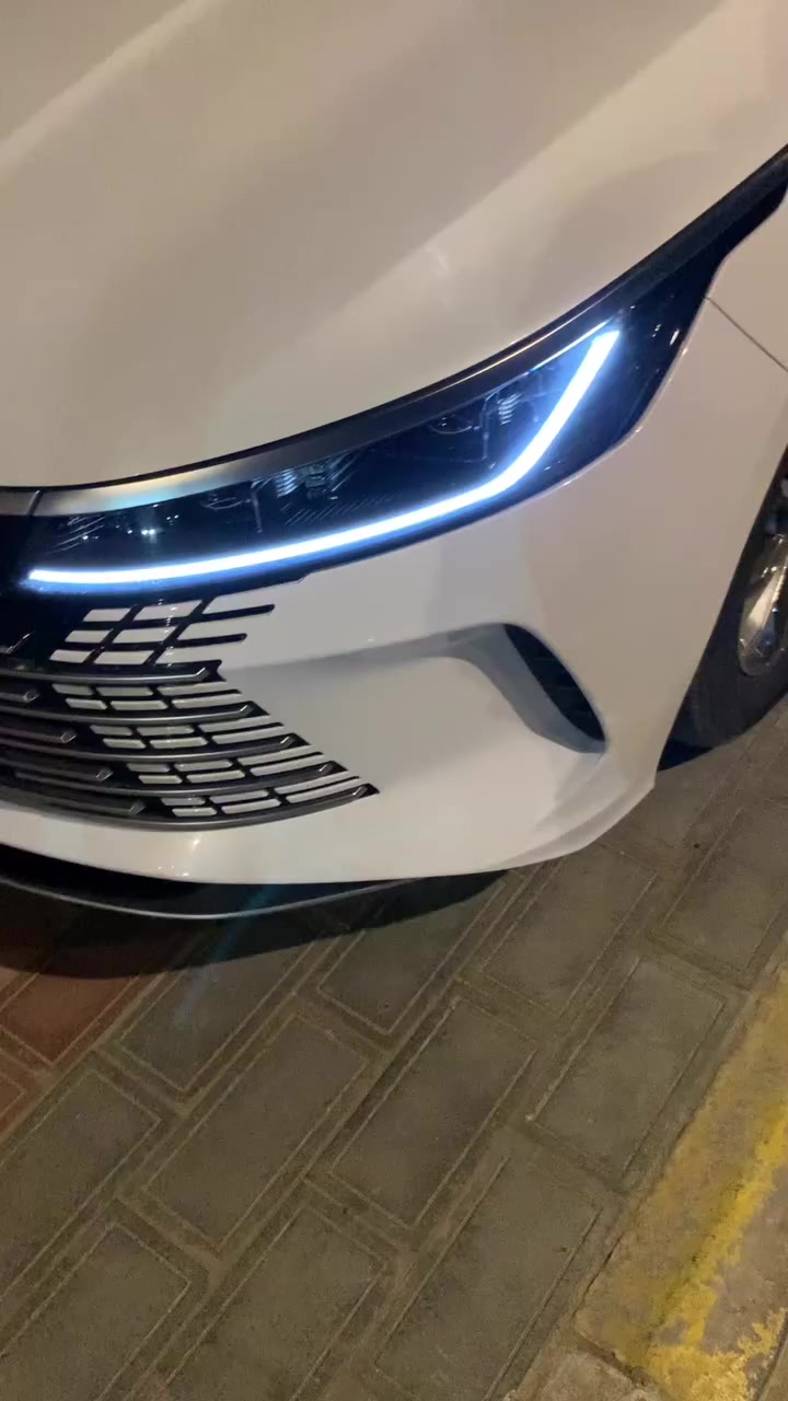 السلام عليكم للبيع دستروير
ماشيه 29
رقم بغداد 
فقط الي واضحات بالفديو سياره جديده
مكانها كربلاء 
السعر 17750 
***********
