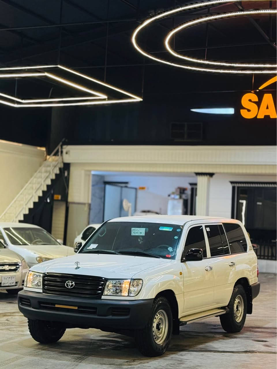 تۆیۆتا لاندکرۆزەر مۆدیل ٢٠٠٣ مواسفات G فوول عادی سەیارەکە هەتاا بڵێی جوانە هەتا بڵێی خاوێن و ڕێکە ٤ تایەی دەنلوبی بیلادی لە ژێرە تایەکان سفر سفرە نەڕۆشتوە تازەی بۆ بەستراوە وەک بۆیاخ بێ بۆیاخە هیچ هیچی پێوە نیە گیر و مەکینە و اکسل بەشەرت سەرف دوکەل بوخار هیچی نیە بە زەمان سەیارەکە بی چاڵ و شوختە زۆر پاکە مالێ ئەوەیە بیکری و لە مالەوە تەنها بۆ جوانی رای بگری بۆ زانیاری زیاتر *********** ناونیشان کۆیە كويسينجاك, أربيل
