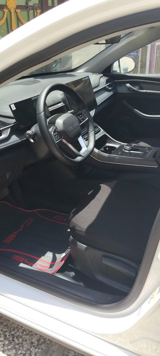 السلام عليكم
Byd 2025 رويلدستر زيرو ماشية 4000 مكان بغداد 

‭***********‬
