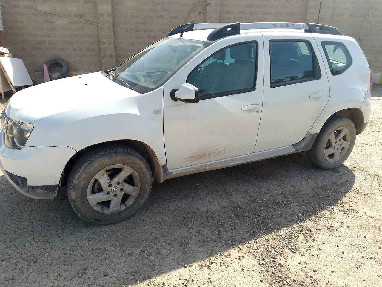 من رخصة الادمن المحترم رينو داستر موديل 18 محورة مكينة وكير كامري أبو الجف الاسود رقم بغداد حرف ن بعد شهر ونص ينفك الحجز السعر 65 وبيهة مجال بسيط للمراوس بي ام 525 نظيفه مكاني بغداد.  ***********.    ***********.
