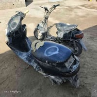 دراجات عدد2 الفراشه شغاله بس ماتمشي او بطه من زمان مامشتغله قيم وخذ بل...