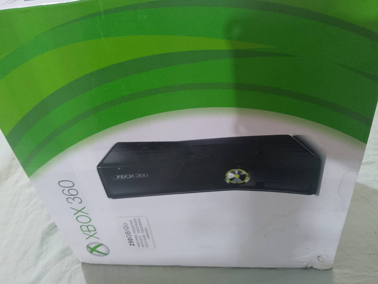 🎮 للبيع Xbox 360 Kinect 🎮
الجهاز جديد وغير مستعمل، تم شراؤه ولكن بسبب بعض الظروف اضطررنا لبيعه، ولم يتم استخدامه إطلاقاً.

✅ Xbox 360 مع Kinect
✅ يد تحكم لاسلكية
✅ ذاكرة 4GB
✅ واي فاي مدمج
✅ الكرتون والملحقات الأصلية

بسعر 125 الف


**إذا كنت صاحب هذا الإعلان وتريد حذفه لأي سبب، رجاءا أرسل رسالة إلى الدعم الفني**