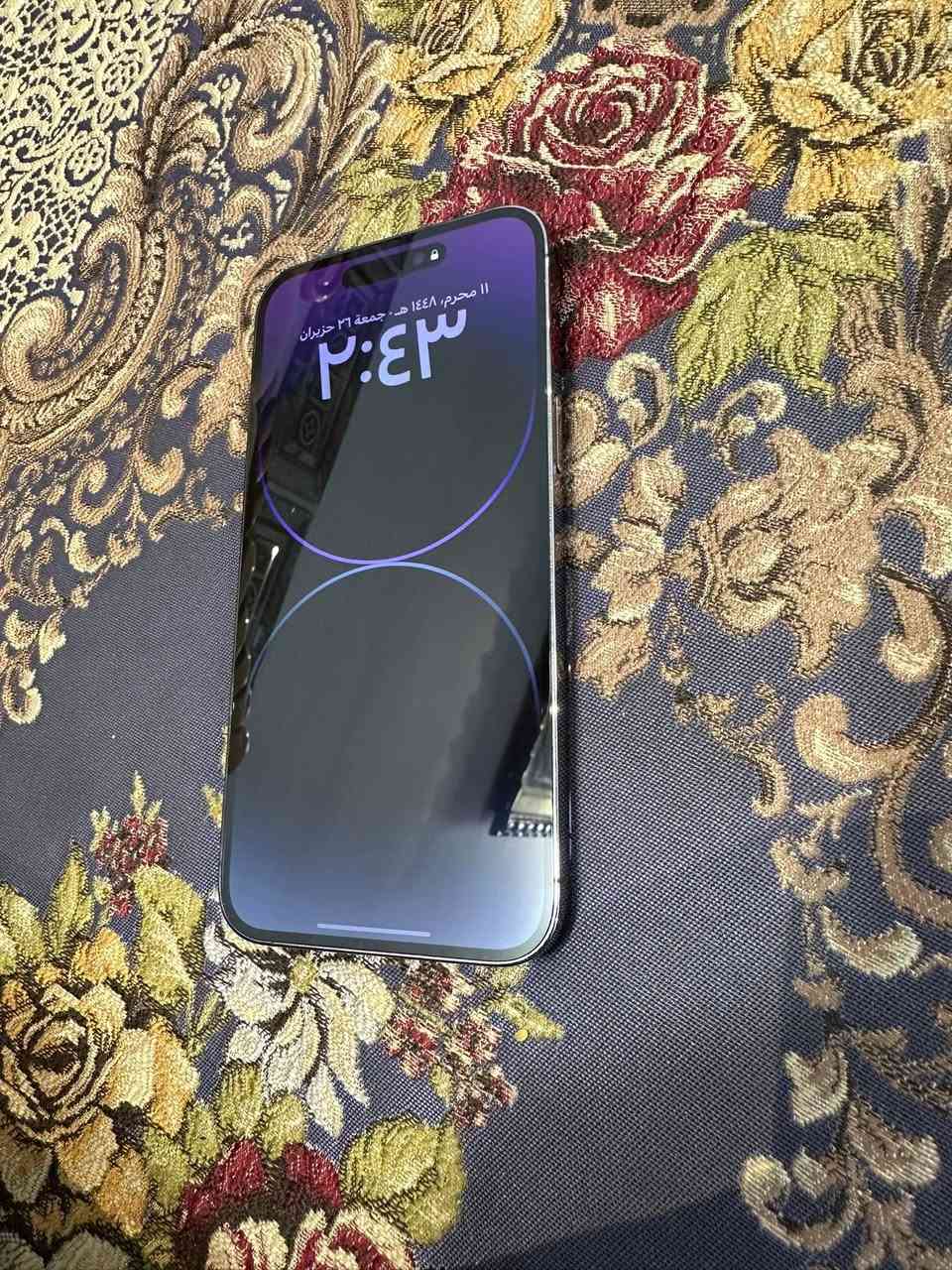 ايفون 14 برو ماكس 
ذاكره 256 
بطاريه 78
جهاز بلادي وتر عربي 
للبيع او مراوس 
جهاز ضمان سبوع 
هاتف ***********
السعر 775
