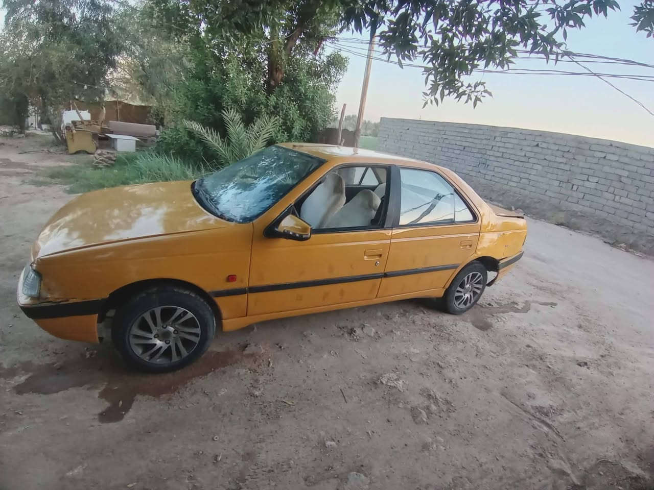 بيجو روا مديل ٢٠١٠ رقم نجف راعيها بل نجف ابوصخير ما وأصله السياره محوره كير اومحرك وكسن ياباني كربلائي اربعه اسلندر كير اومحرك جدد تخم تاير باتري حداديه جديده السياره بيها طخه بجاملغ الخلفي  مشاء الله جاهزه شواصي جدد مامخيسه السعر ١٥ ورقه اوبيها مجال قليل تلفون *********** مكاني النجف شارع ابوصخير قرب معمل الغاز النجف
