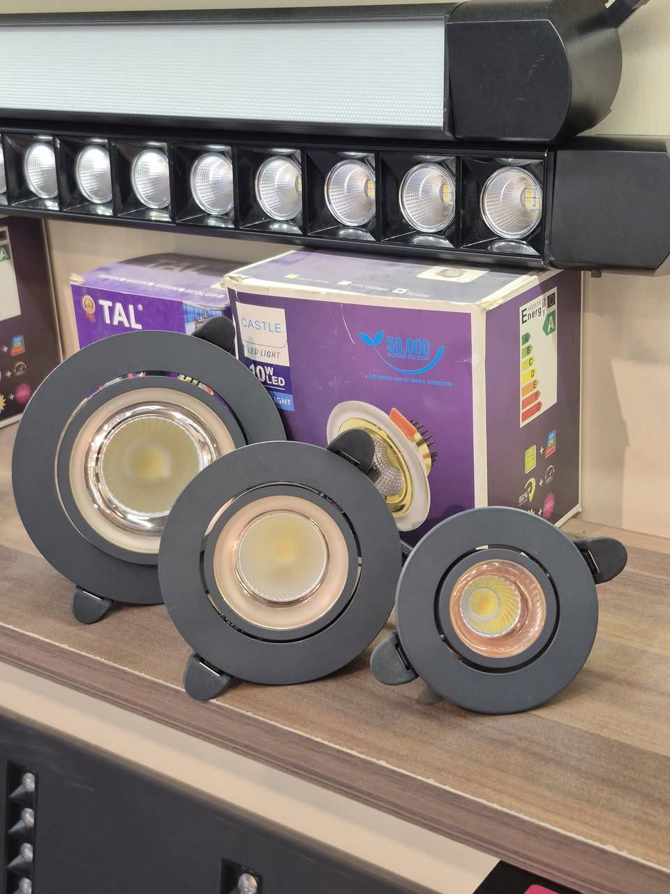 توفر cop (ثابت-متحرك) ثلاث حركات ضمان سنتين

للتواصل:***********

يوجد توصيل جميع محافظات العراق 
#بغداد #العراق #انارة #انارة_حديثة #ديكور
