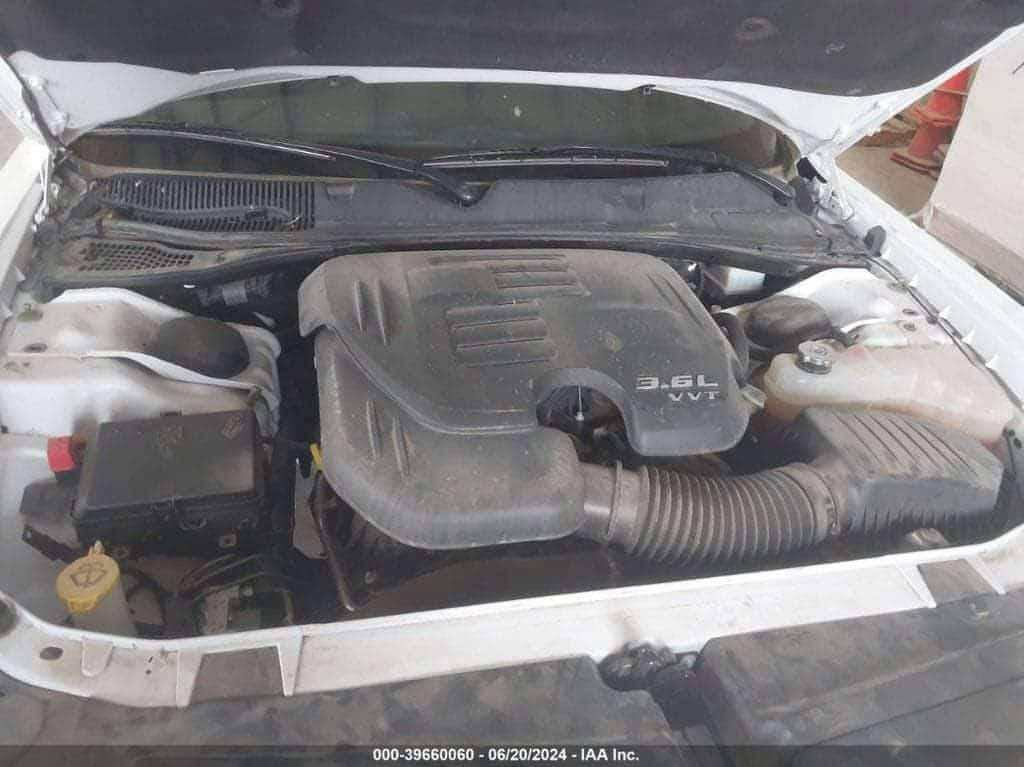 ‏سلام عليكم دوج تشالنجر لون أبيض موديل 23 فئة G T حادثة خلفي صور الحادث داخل المنشور السيارة أين نقص ما بها على وضع الشركة سعرها 175 ورقة أو وبها مجال مكاني كربلاء رقم هاتف *********** جاملغين امامي فقط اكلير من أمريكا السيارة خير من الله كلش نظيفة رقم بغداد انكليزي
