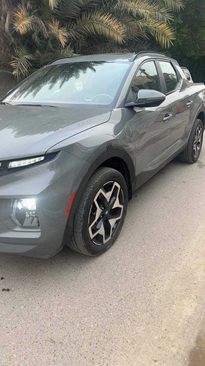 السلام عليكم هونداي سنتا كروز موديل 24 فول الفول مكينه 2500 تيربو حادثه فقط بنيد فقط  دواخل ولا شي اعله فئه بسنتا كروز رقم اربيل باسمي تحويل ثاني يوم مواصفات بصمه فتحه كشنات تدفه تبريد شفتات ستيرن تشغيل عن بعد رادارات امامي خلفي لايتات زنون تشغيل عن بعد رادارات امامي خلفي جنطه كهرباء خلفيه قطعتين تبريد كشنات جلد 5 كامرات وباقي مواصفات المتد معروفه مكان سياره بغداد السعر 210 بيه مجال بسيط الإتصال على الرقم ***********
