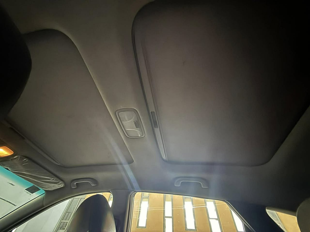 السلام عليكم توسان موديل ٢٠١٢خليجي بيه قبق الجنطة فتحة سقف نظيفه السيارة عارضيهه 140وبيها مجال مكاني اليوسفية وهذا رقمي *********** بي واتساب وصور السونار موجودة
