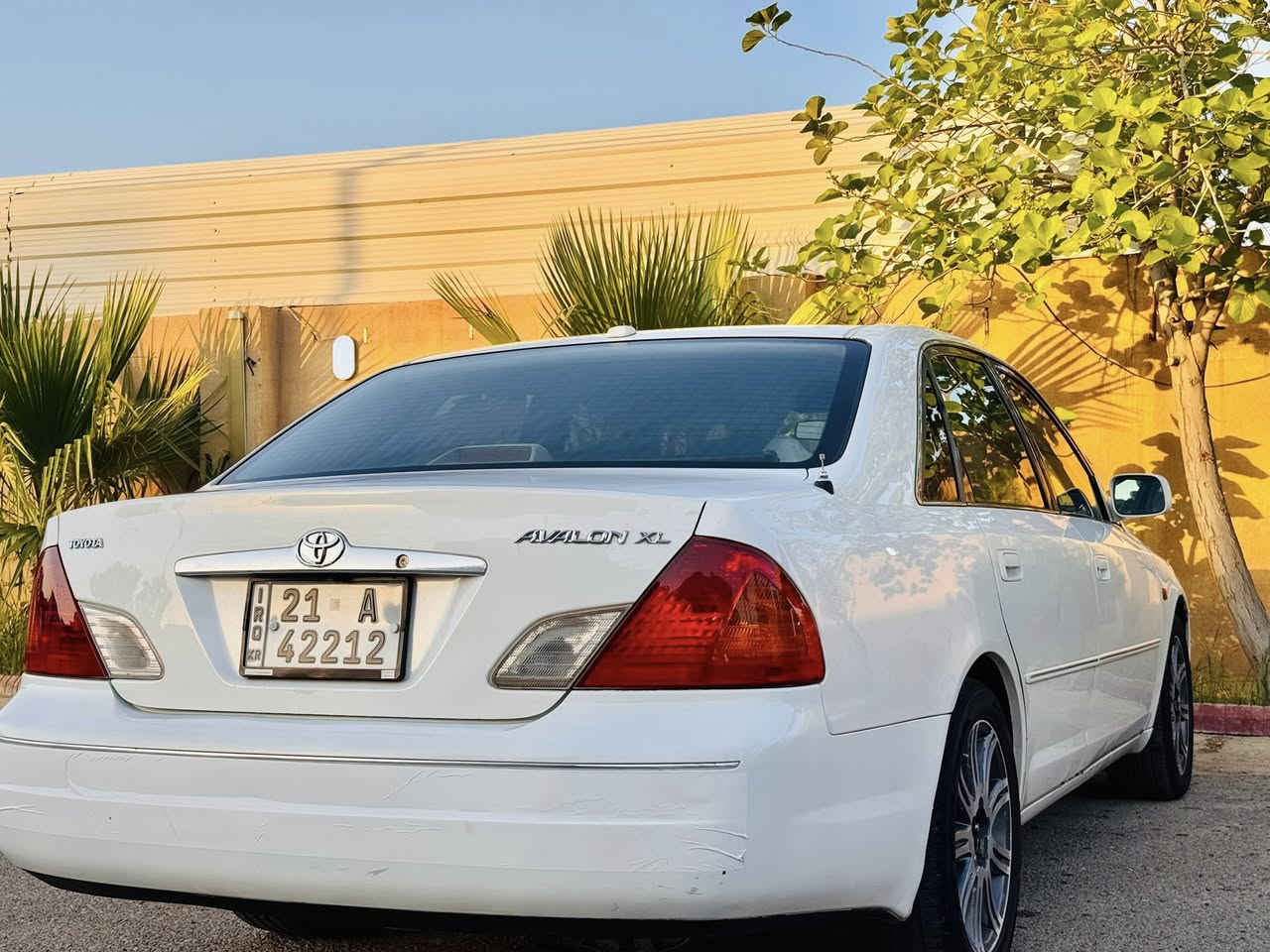 تويوتا افلون 2001 خليجي رقم سليمانية بأسمي تحويل مباشر 
محرك 6 سلندر 3000 جديد لاتنقيص ولا تبخير شرط الضمان الفحص 
تبريد ثلج
جام كهرباء 
جنطة كهرباء
سستم سماعات 
تخم تاير جديد
غرفة بلادية وضع شركة بدون تشققات جديده 
كهربائيات وضع شركة مملعوب بيهه 

السعر ٩٣ وبيه مجال 

***********
