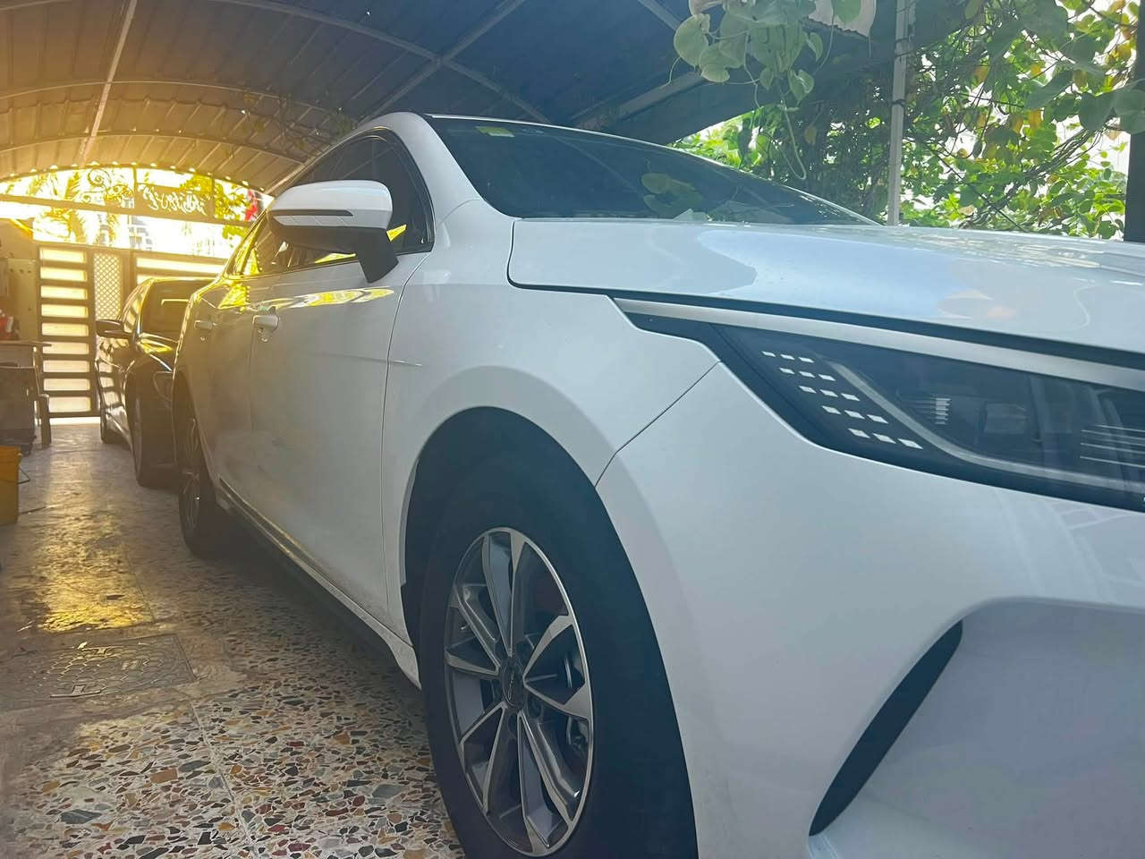 للبيع فقط ديستروير  مديل٢٥  ماشية ٢٧ الف  مكفولة من الصبغ بيهة ٣ رصعات حتة ميبينن  والباقي الميكانيك على وضع الشركة  رقم بغداد بسمي   مكان السيارة زعفرانية او كرادة السعر ١٩ مليون للستفسار ***********
