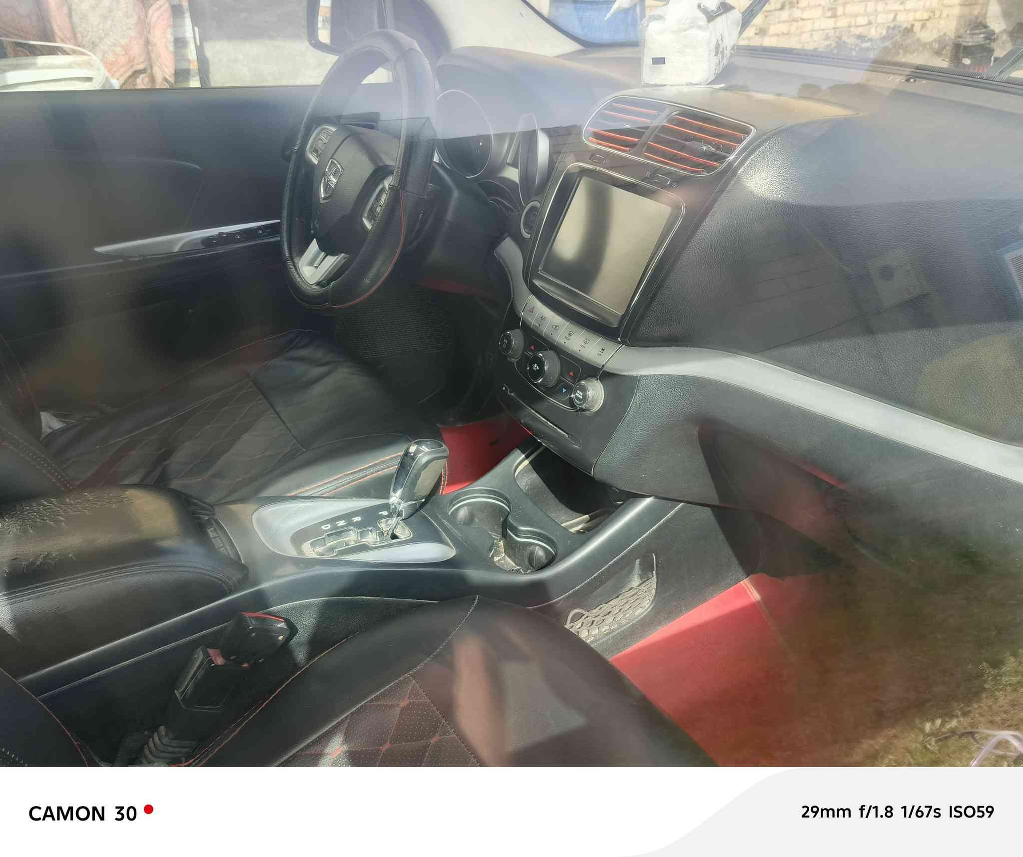 السلام عليكم  جورني موديل13 مكينه 6 بيه باب والجاملغ خلفي صبغ والباقي مكفول سياره جديدالسعر  120مكينه الكير مكفولات ***********
