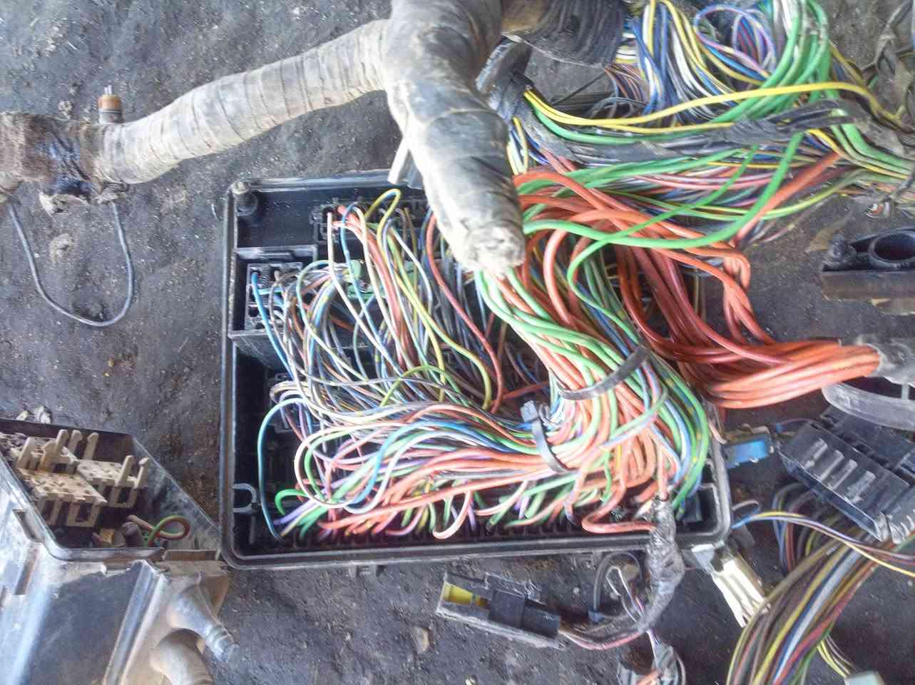 للبيع ضفيره 730شرط بلادي بدون كطع اوجطل عنبار بريك +ايبي اس +حساسات بريك المكان  ***********
