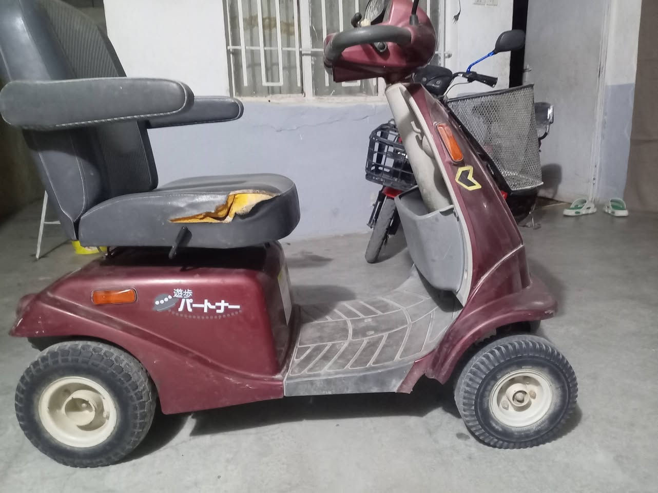 دراجه معوقين شحن ينرادله بطاريتين
سعر 150
***********
