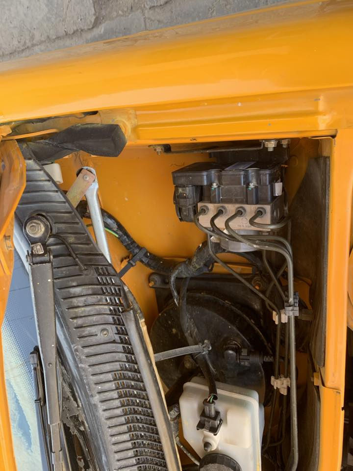 بيجو بابل 2021سيارة جاهزة صدر امامي صدر خلفي كلة جديد بدون اخياس بيهة قطعتين تبديل بنيد وجاملي كير ومكينة واكلج مكفولةسعر 70ورقة هاتف متوفر وتساب ***********
