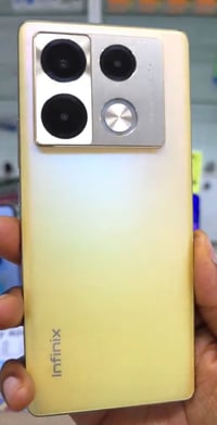 نوت 40 برو • شاشة مبدلة • الموصل