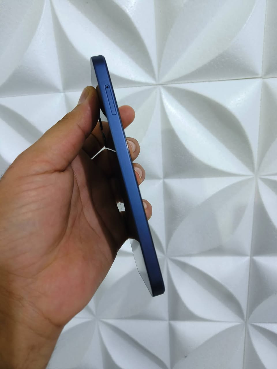 سامسونك A25 5g
ذاكرة 256 عشوائيا 8 بطارية 5 الاف 
جهاز بلاد مامفتوح ونضيف زلغ مابي 
صوت ستيريو عالي كامرة راقيه شحن سريع 
جهاز راقي جدا 
مكاني الناصرية مركز السعر 175 وبي مجال


**إذا كنت صاحب هذا الإعلان وتريد حذفه لأي سبب، رجاءا أرسل رسالة إلى الدعم الفني**