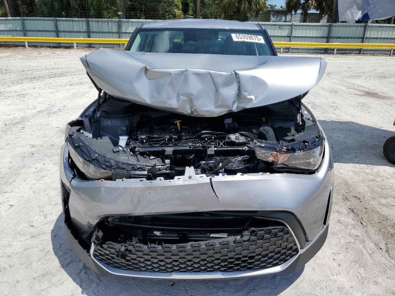 حاليا بالعقبه تباع كتاب شهداء
او حره بدون تصليح 
 
كيا صول 2025 

ماشيه 700 ميل زيرو 

حادثه كما موضح بالصور 

4 ايام وتوصل العراق

لاستفسارات العامه 
‭0783 853 4606‬
او واتساب 
‭0783 216 0135‬
