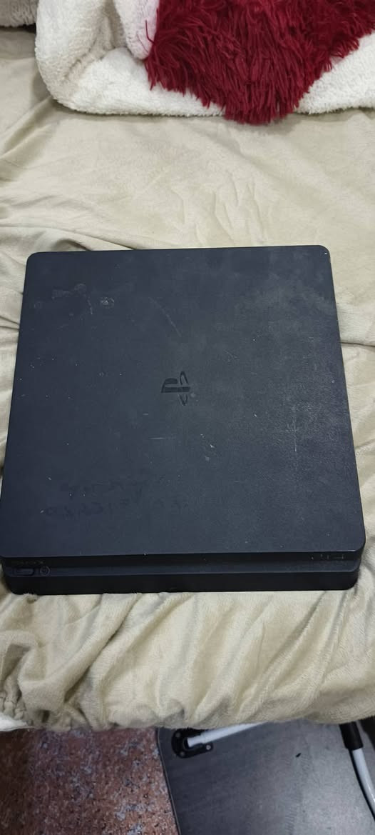 السلام عليكم. ابلي فور 4للبيع ويا ثلث اقراص ويدتين يده بيهه خلل بل انلوك وبل شفت نضافه95% بس مشكله وحده وهي العالامه مال المفتوح ابني الصغير شايله وهوا ما مفتوح ولسعر 275 وللطيبين بي مجال

..  ورقم 9647835975261


**إذا كنت صاحب هذا الإعلان وتريد حذفه لأي سبب، رجاءا أرسل رسالة إلى الدعم الفني**