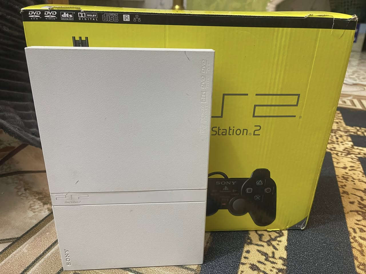 سلام عليكم ps2 سلم باله مستخدم أسبوع فقط لون ابيضّ نضيف مع فلاش اصلي ابو ١٥ الف ميموري اصلي ويده اصليه كامل ملحقات اي نقص ماكو 
الفلاش بي خمس لعبات فقط الأصلي اله الحرب نسختين الاصليه المترجم عربي مع جميع الاستعراضات وبلاك وبيس ٢٠٢٠ وجي تي اي 
سعر ٧٠ بي مجال 
العنوان كربلاء حي السلام 
تواصل خاص او واتساب 
***********

او تلكرام @i7_uo
