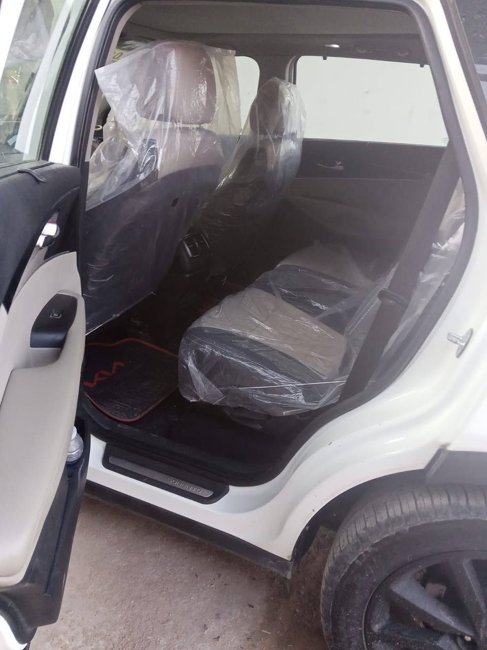 سلام عليكم للبيع سورنتو موديل 18 خليجي فول مواصفات بنارما بصمه اشاير بلمري اضائه ترحيب جنطه تفتح عند الاقتراب سياره جديده وجاهزه مكينه كير حداديه تبريد تدفئه سياره خير من الله سياره ماشيه 171 رقم اربيل الماني مكان سياره نجف الاشرف الاستفسار ‏‪***********‬‏ سعررر 240 وبيها مجال قليل سونار مجود داخل الصور
