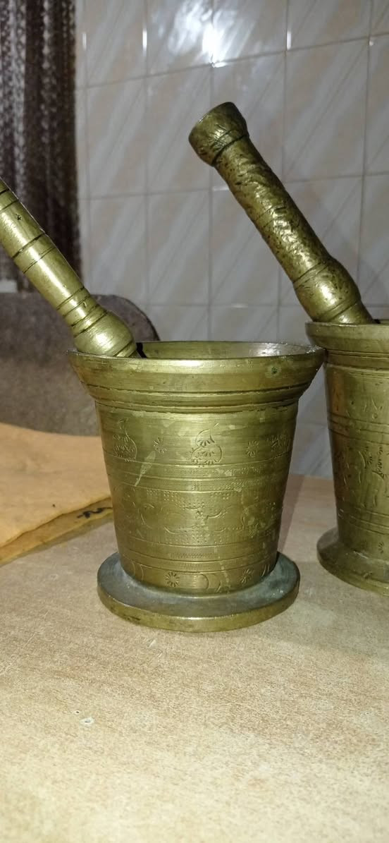 السعر مليون ونص في زوج 
حجم كبير طول تاعهم 13.14 سنتيم 
الوزن بين ربعة وخمسة كيلو الواحد 
التوصيل متوفر


**إذا كنت صاحب هذا الإعلان وتريد حذفه لأي سبب، رجاءا أرسل رسالة إلى الدعم الفني**