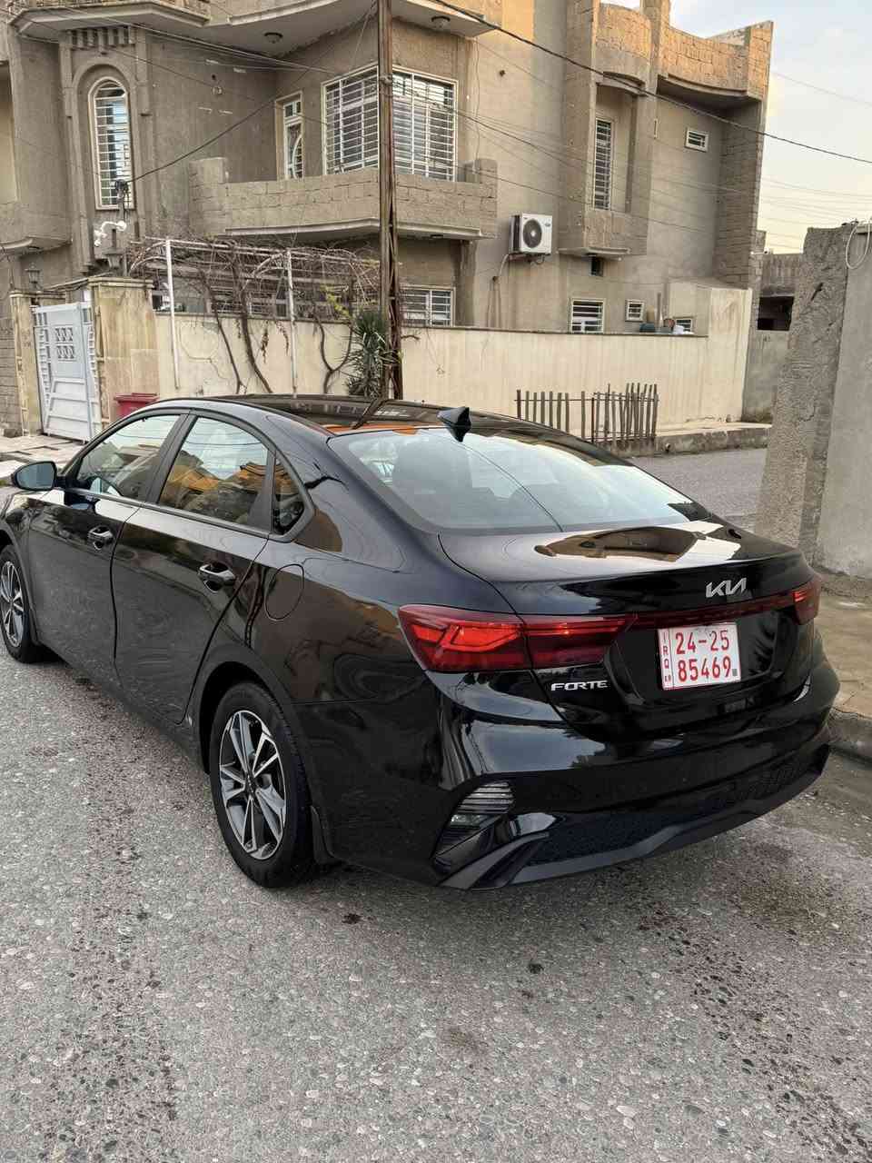 للبيع كيا فورتي 2024 فئةLx
السيارة كلش نظيفة صبغ چاملو النفر فقط نفسه الاصلي
بدون دواخل بدون ايرباك وبارد بسيط بأسفل باب النفر 
موضحة بصور الضرر 
ماشي12الف mi
مواصفات رادار امامي خلفي 
تحديد مسار قيادة ذاتيه وتوقف ذاتي 
مانع انزلاق و شاشة كبيرة تدعم كار بلي 
3 وضعيات قيادة
سيارة وضع شركة شرط
السيارة بدون رقم تترقم شمالي مدة 90 يوم عالترقيم السعر 153 $ ومجال بسيط للشراي


**إذا كنت صاحب هذا الإعلان وتريد حذفه لأي سبب، رجاءا أرسل رسالة إلى الدعم الفني**