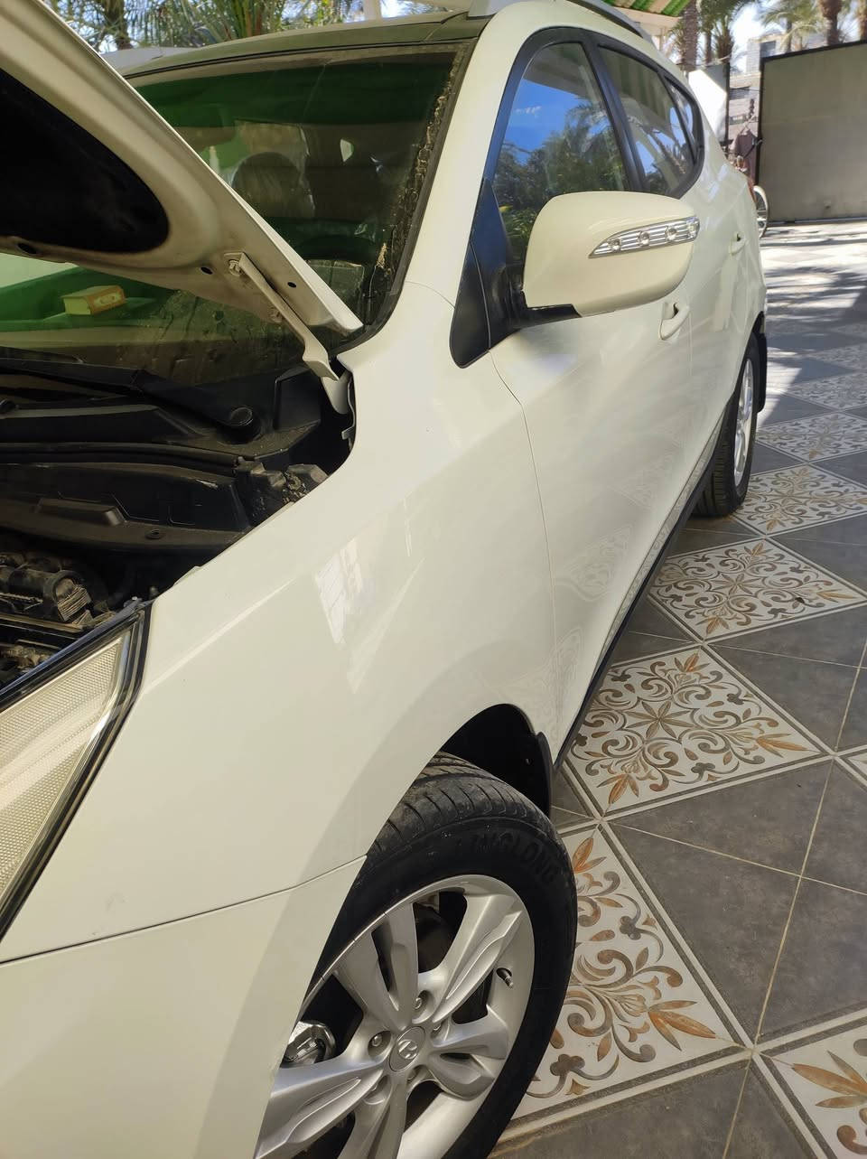 السلام عليكم
سياره توسان للبيع 
موديل 2012
فول مواصفات 
رقم كربلاء 
مكان السياره ديوانية 
للاستفسار الاتصال على الرقم 
***********
