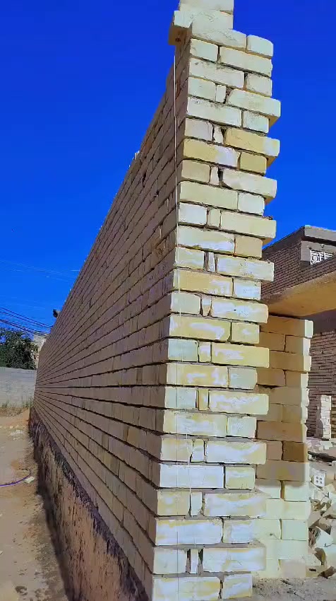 خلفه بناء في كربلاء ***********
