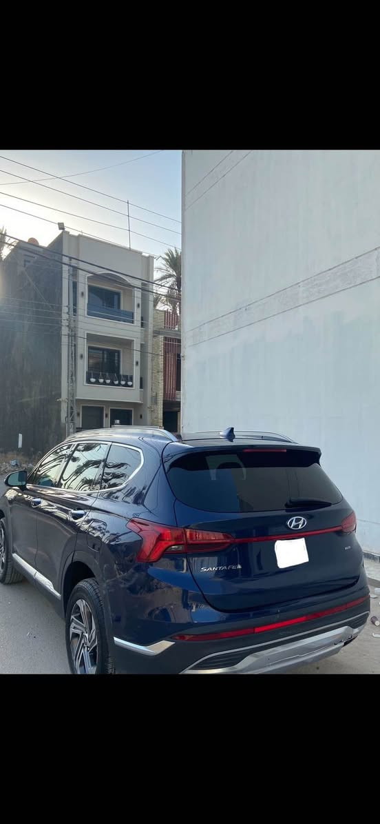 سنتافيا 2023  كفالة عامة وارد أمريكا
الممشى 27m ألف ميل فقط
مكفولة كفالة عامة من الصبغ والمعجون — نقطة مابيه
المحرك 2500

السيارة فول مواصفات 1/1
نقطة عمياء
رادارات أمامي، خلفي وجانبي
كاميرات 360 درجة
كشنات تدفئة وتبريد
تشغيل عن بعد
جنطة كهربائية
مثبت سرعة
أربع مودات قياده
دفع رباعي (فور ويل 4x4)
بردات تضليل بلادي خلفي

ومواصفاتها كثيرة، غنيّة عن التعريف

الحادث: من أمريكا فقط، الجاملغ الخلفي بيه خدوش بسيطة 

مكان السياره :بغداد دوره
السعر : ٢٣٠وبي مجال

رقم صـــاحب سيارة:*********** Gajabapura, Colombo
