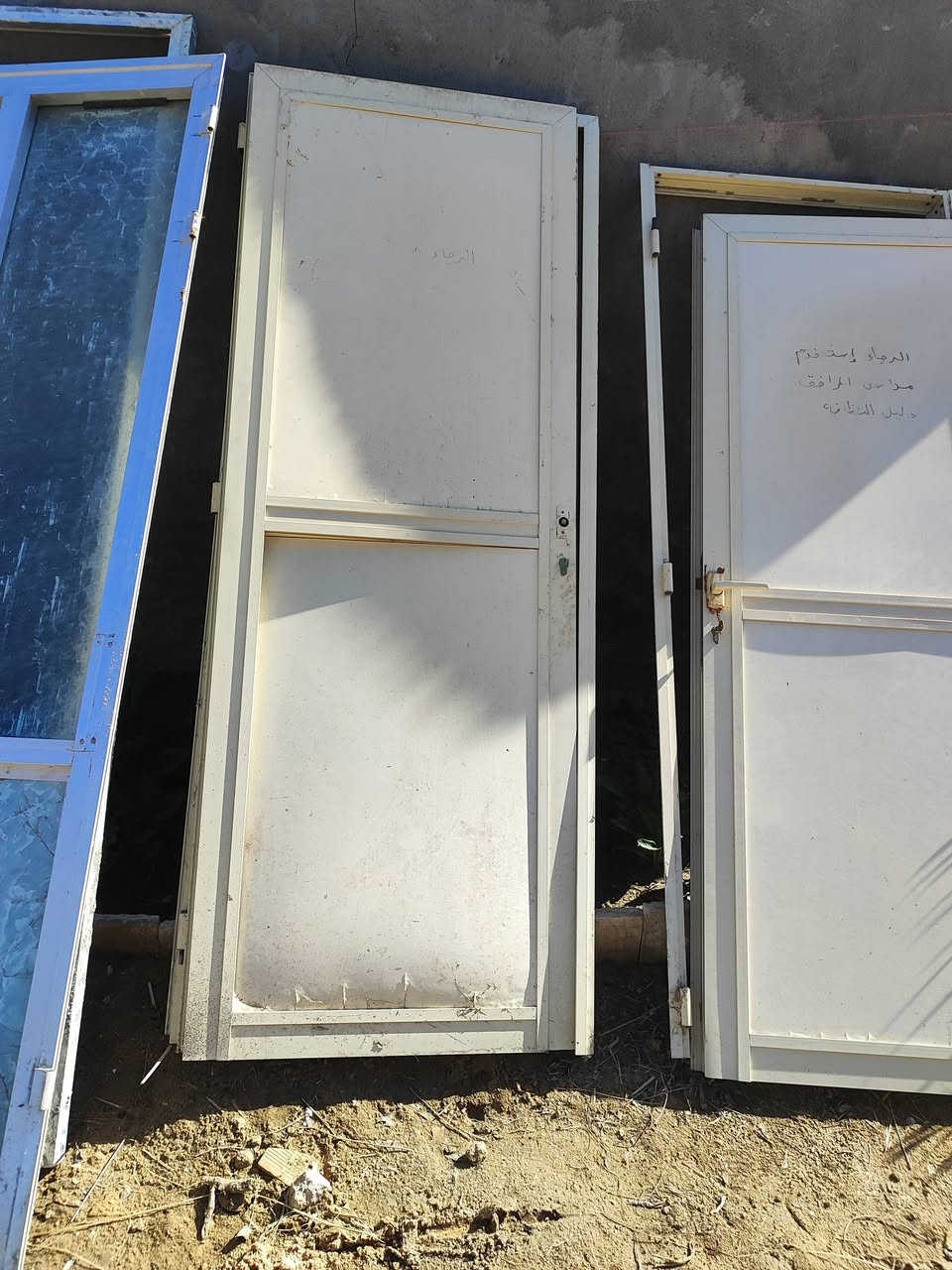 للبيع
رقم الهاتف ***********
 ابو سيف
