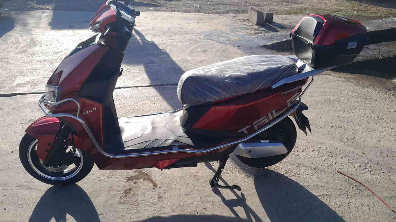 السلام عليكم دراجه شحن نوع تيسلا للبيع الدراجه كامله المواصفات ونضيفه وجديده وكلشي كامل ملحقاتها للبيع
والسعر خاص
او الاتصال بالرقم ***********
