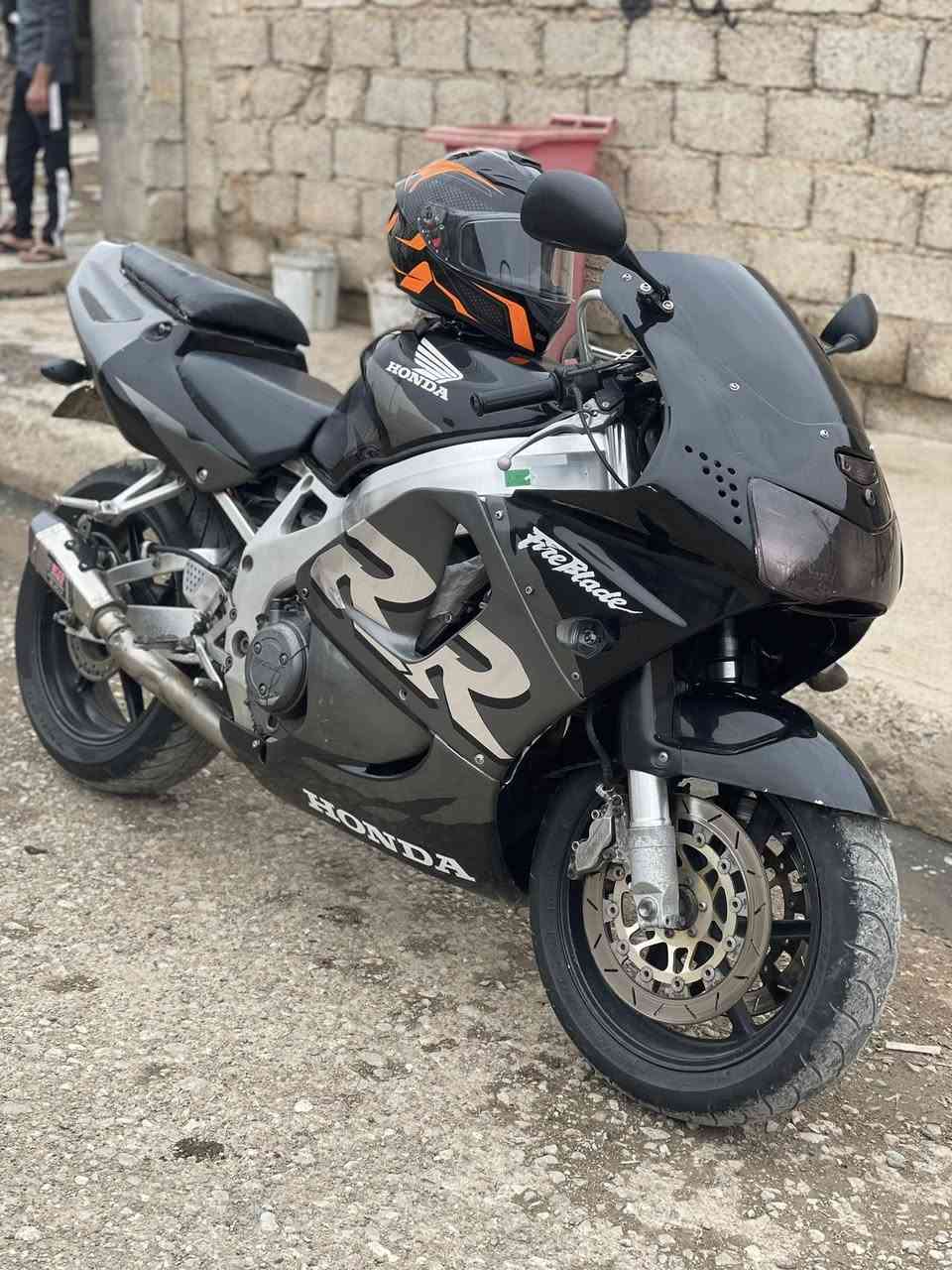 البيع
٩١٩
نضافه فول 
الشراي ايجي خاص


**إذا كنت صاحب هذا الإعلان وتريد حذفه لأي سبب، رجاءا أرسل رسالة إلى الدعم الفني**