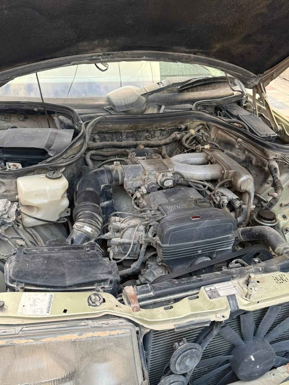 السلام عـْليگم
سياره مارسيدس (دب) 
السعر40وبيها مجال 
موديل1986
السياره رقم انكليزي تحويل ثاني يوم
السياره مكينه محوره 2500
السياره  مكينه وكير حداديه فول
تخم تاير جدد سياره صبغ عام 
كهربايئة  شغاله
نقصه فتحه بلقماره جامه مابيه 
تبريد شغال وثلج

العنوان ذي قار 
الاتصال عله الرقم ***********
