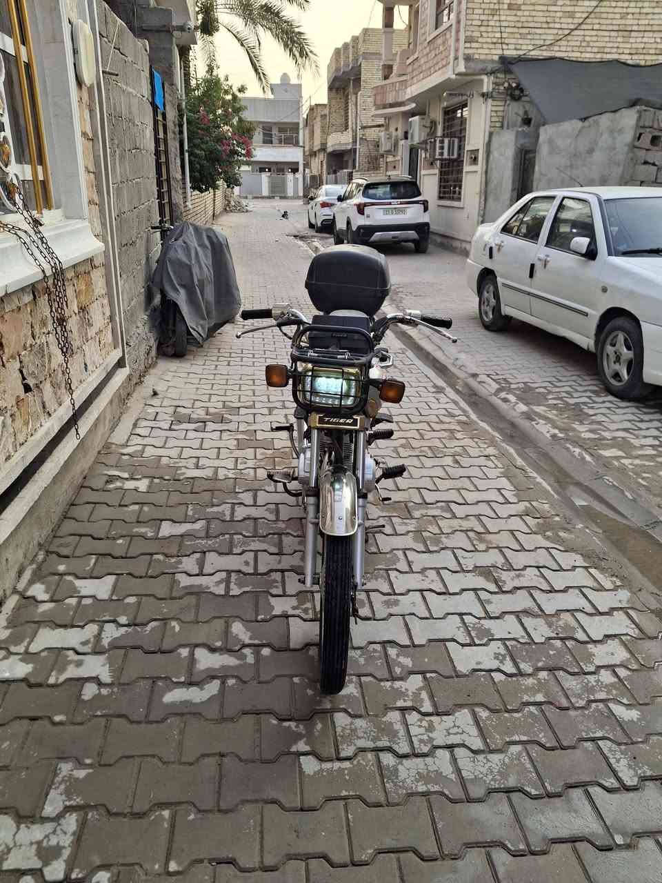 السلام عليكم دراجة تايكر للبيع ٤ نمر دراجة نظيفة ممتعوبة خير من الله مكاني بغداد
الحرية لاستفسار الاتصال على الرقم مكلف بنشر ***********
