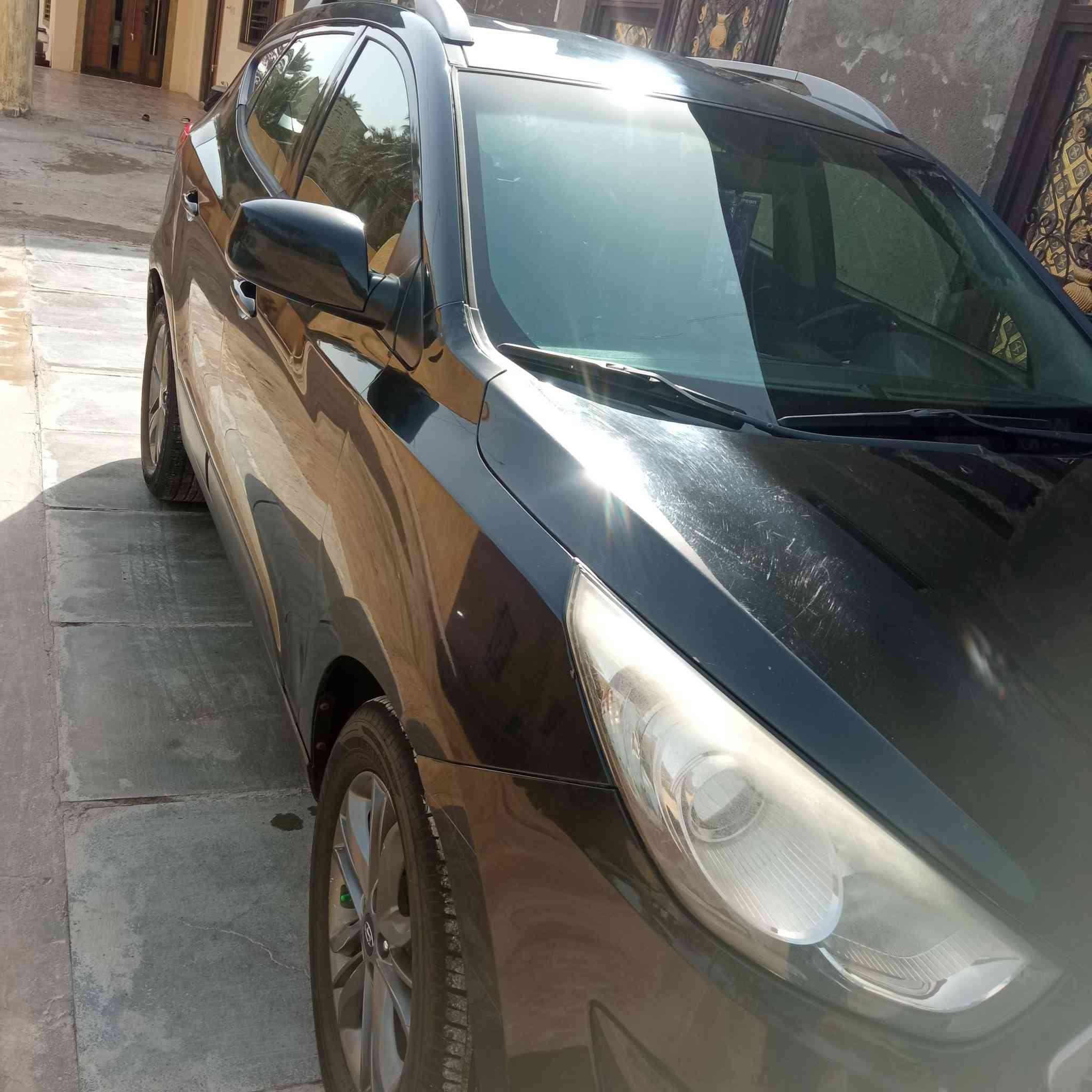 توسان البيع مريكيه حادث جاملغ خلفي السياره جاهزه مكينه 2400رقم بغداد السعر 125وبيه مجال مكان السياره كربلاء المقدسة ***********بيع أو مراوس حسب القناعه
