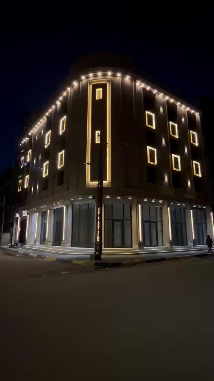 بنايه كامله للايجار  حديثه تؤجر الشركات او العيادات الطبيه للاستفسار الاتصال ***********
محمد التميمي للعقارات
